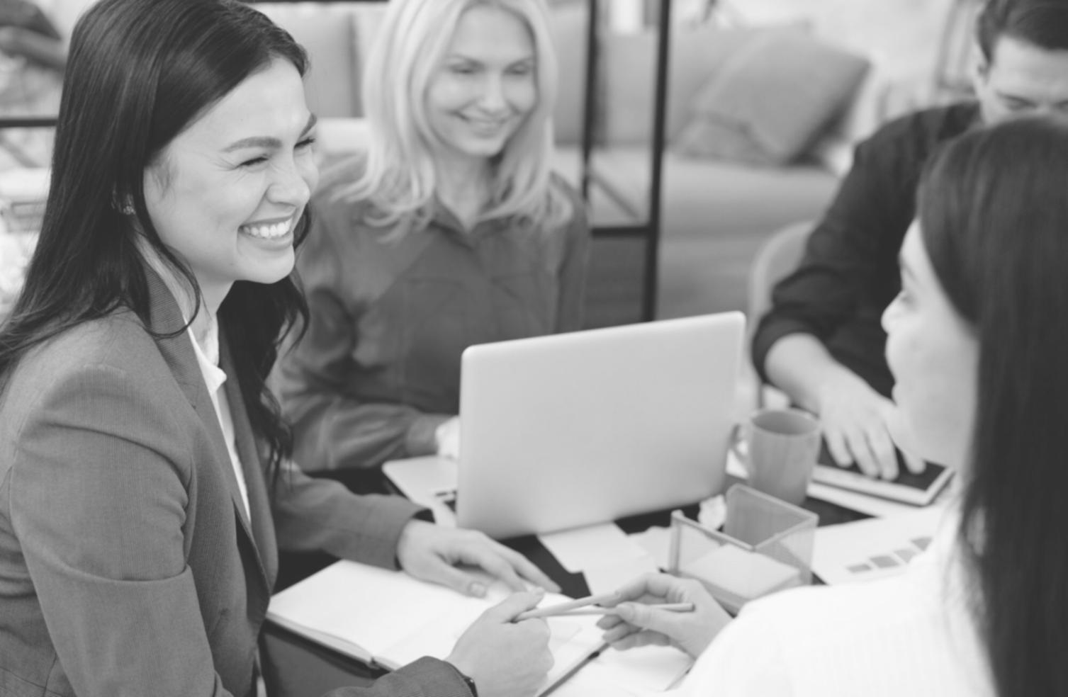 Interaktive Finanz-Webinare mit praktischem Fokus